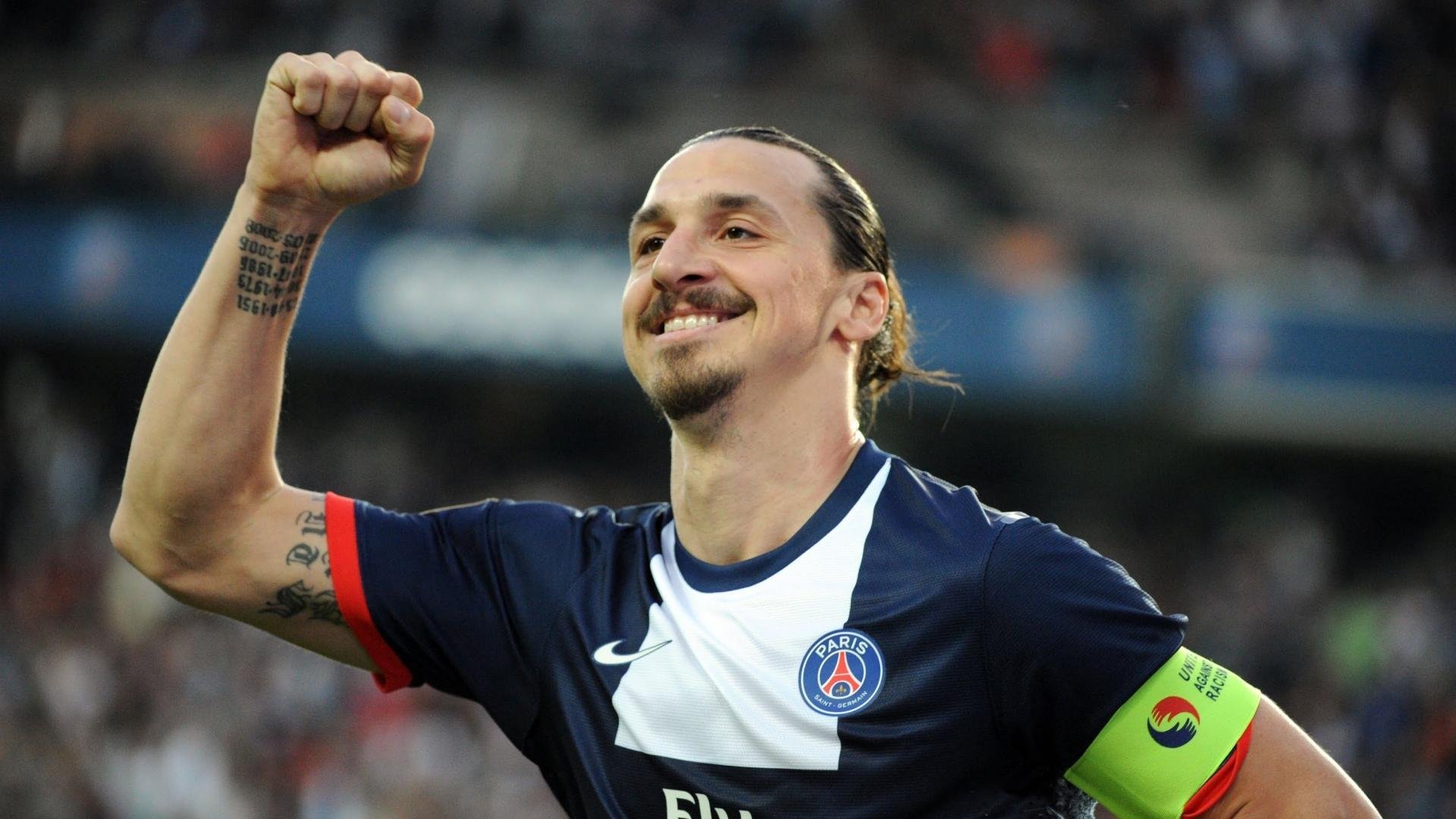 各队“战术大比拼”：谁的战局更具智慧？，队伍战术