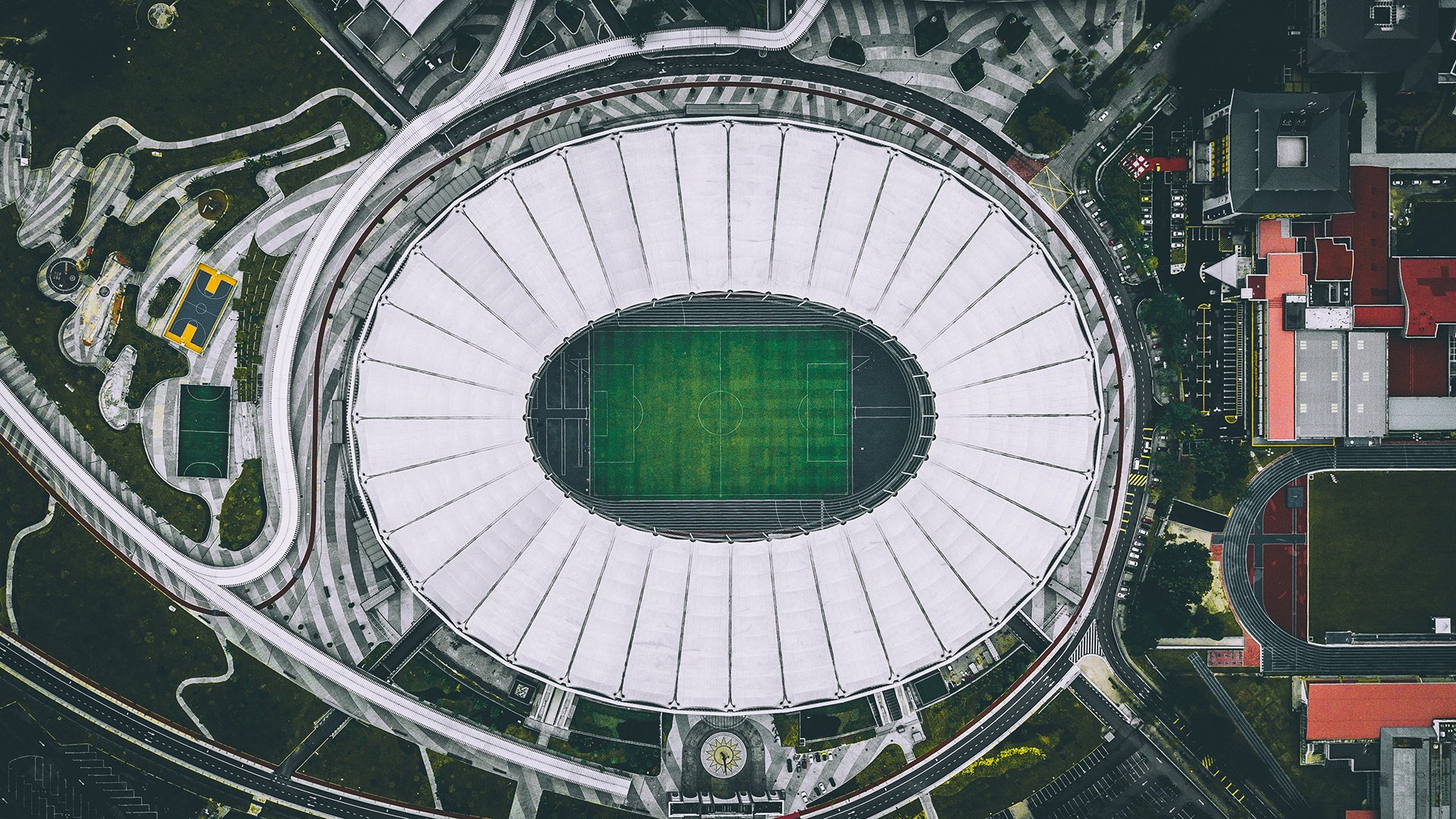 足球媒体融合发展成果亮相行业大会，十大足球媒体